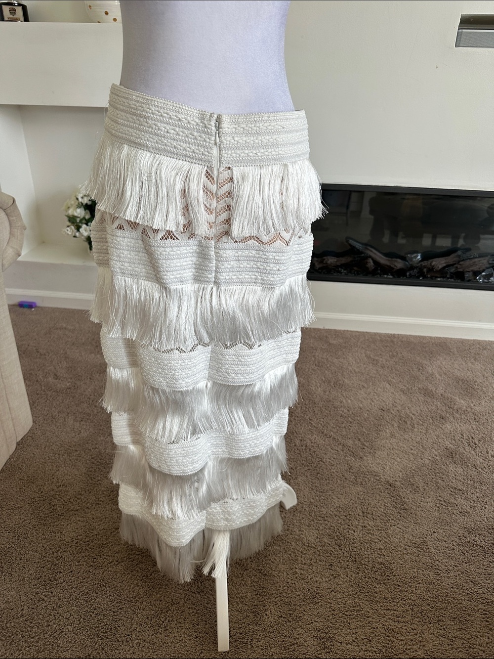 Blithe la White Fringe Maxi Skirt with Decorative Waist Tie - Picture 4 of 8